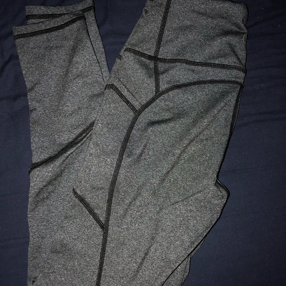 TYC leggings - Picture 2 of 3